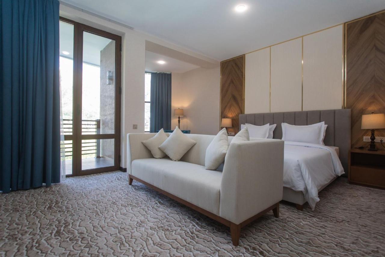 Archazor Mountain Resort Chimgan ภายนอก รูปภาพ