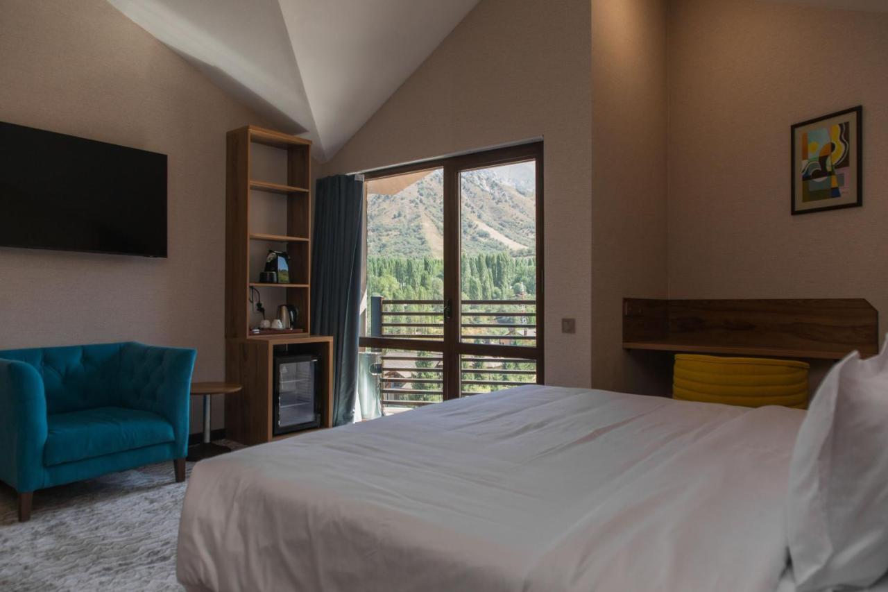 Archazor Mountain Resort Chimgan ภายนอก รูปภาพ