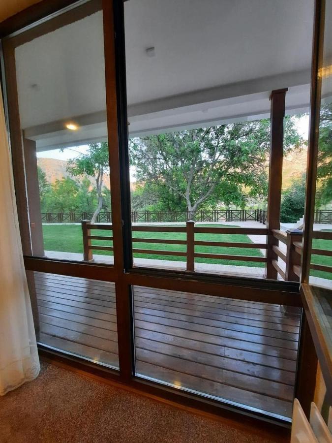 Archazor Mountain Resort Chimgan ภายนอก รูปภาพ
